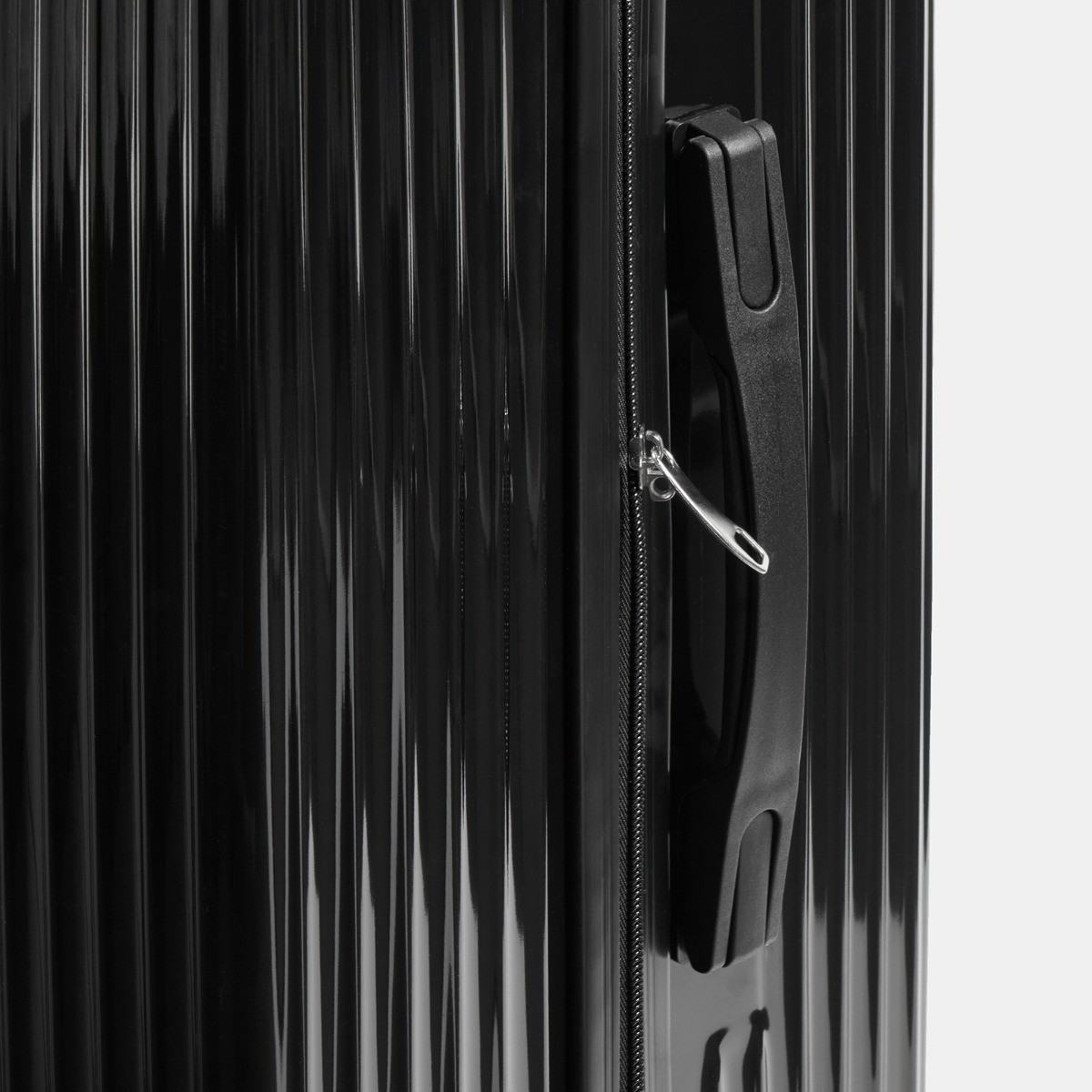 OHS 4 Wheel Hard Shell Metallic Suitcase, Black - 3 Pack>