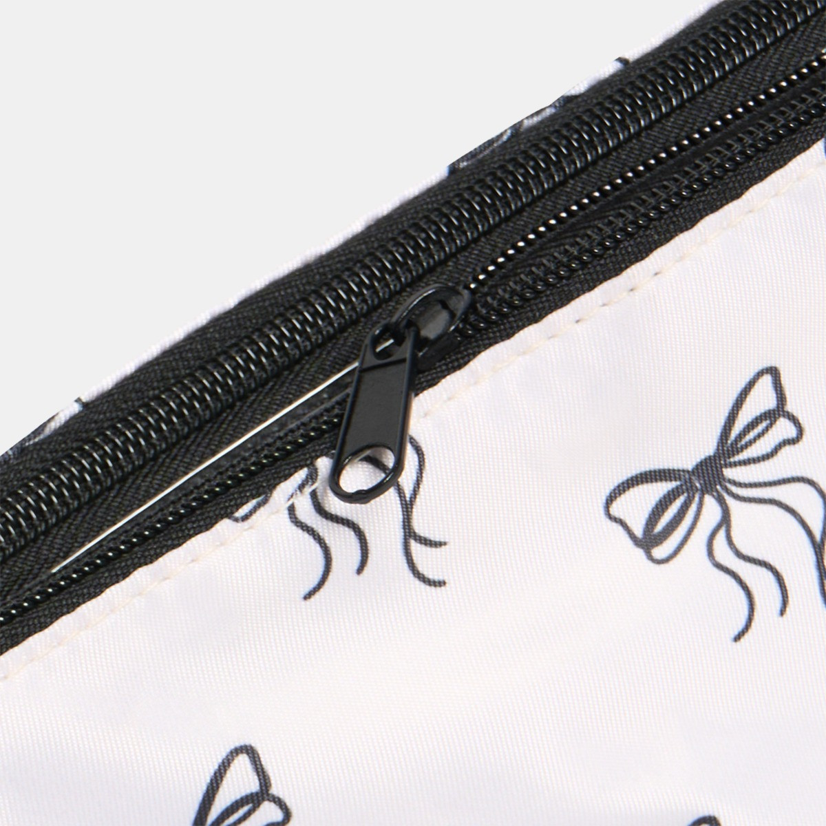 OHS Bow Print Travel Wash Bag - Monochrome>