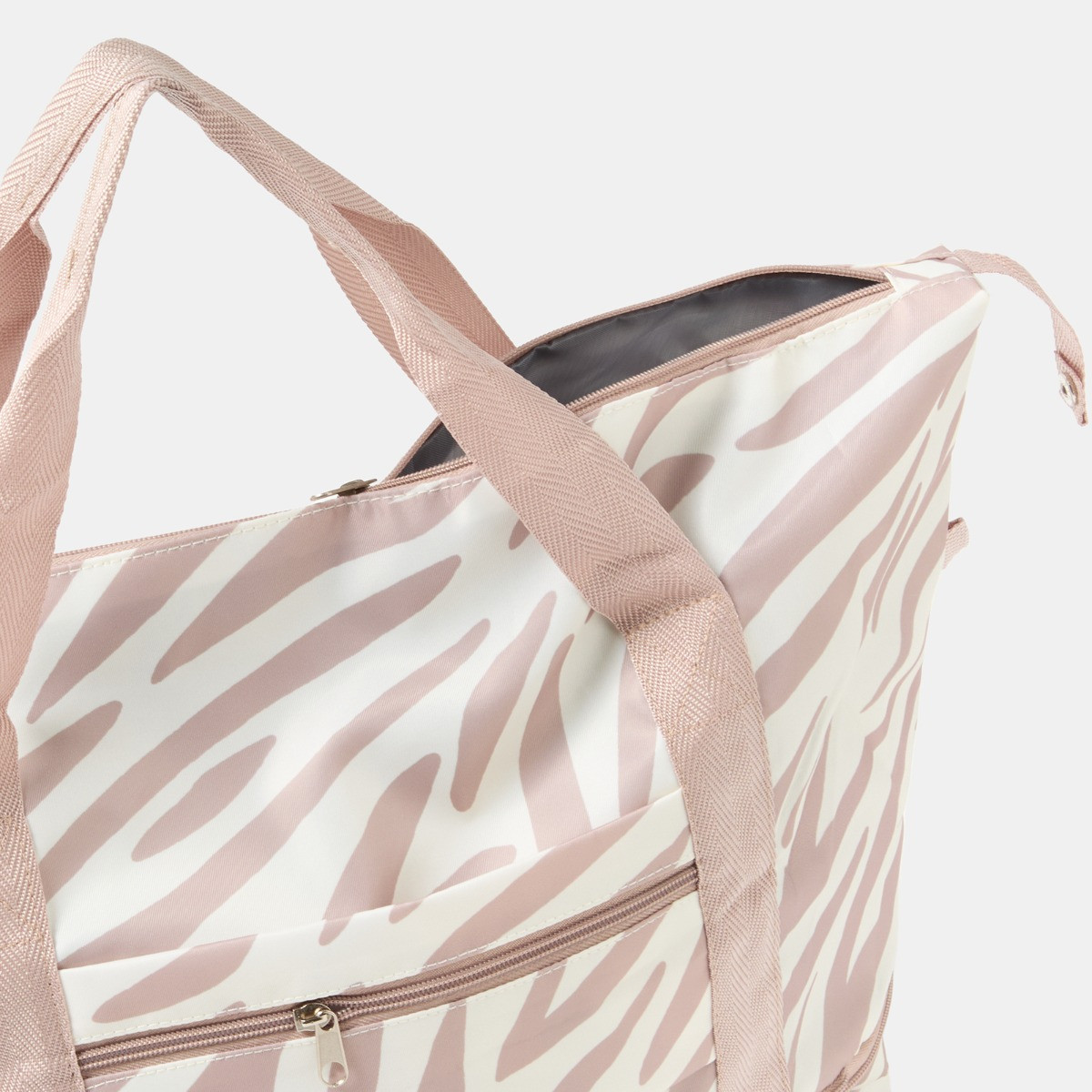 OHS Zebra Print Overnight Weekend Travel Bag - Beige>