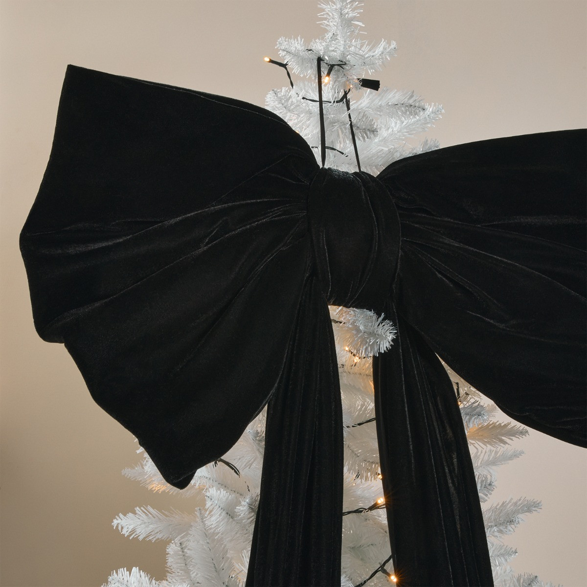 OHS Velvet Christmas Tree Bow - Black>