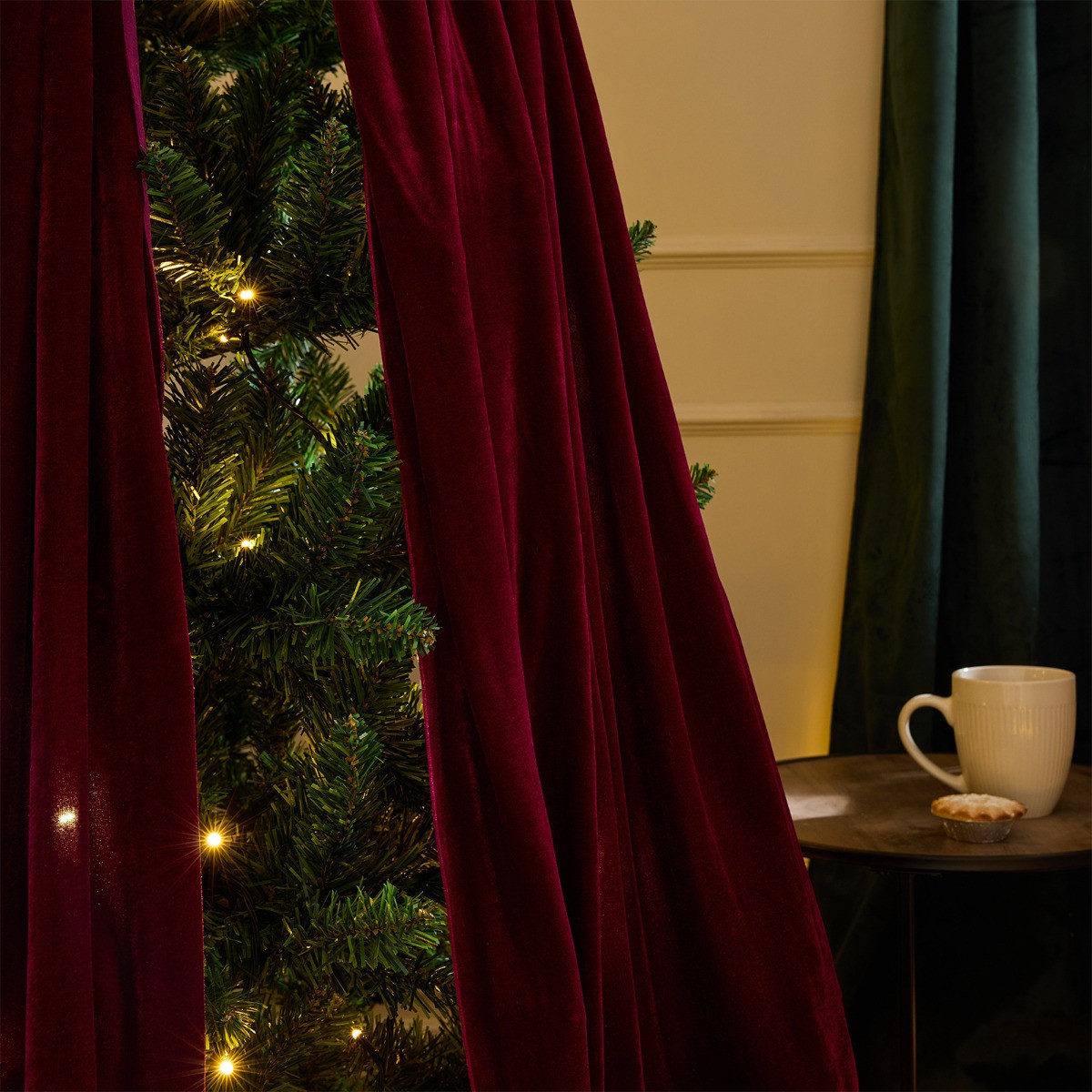OHS Velvet Christmas Tree Bow - Burgundy>