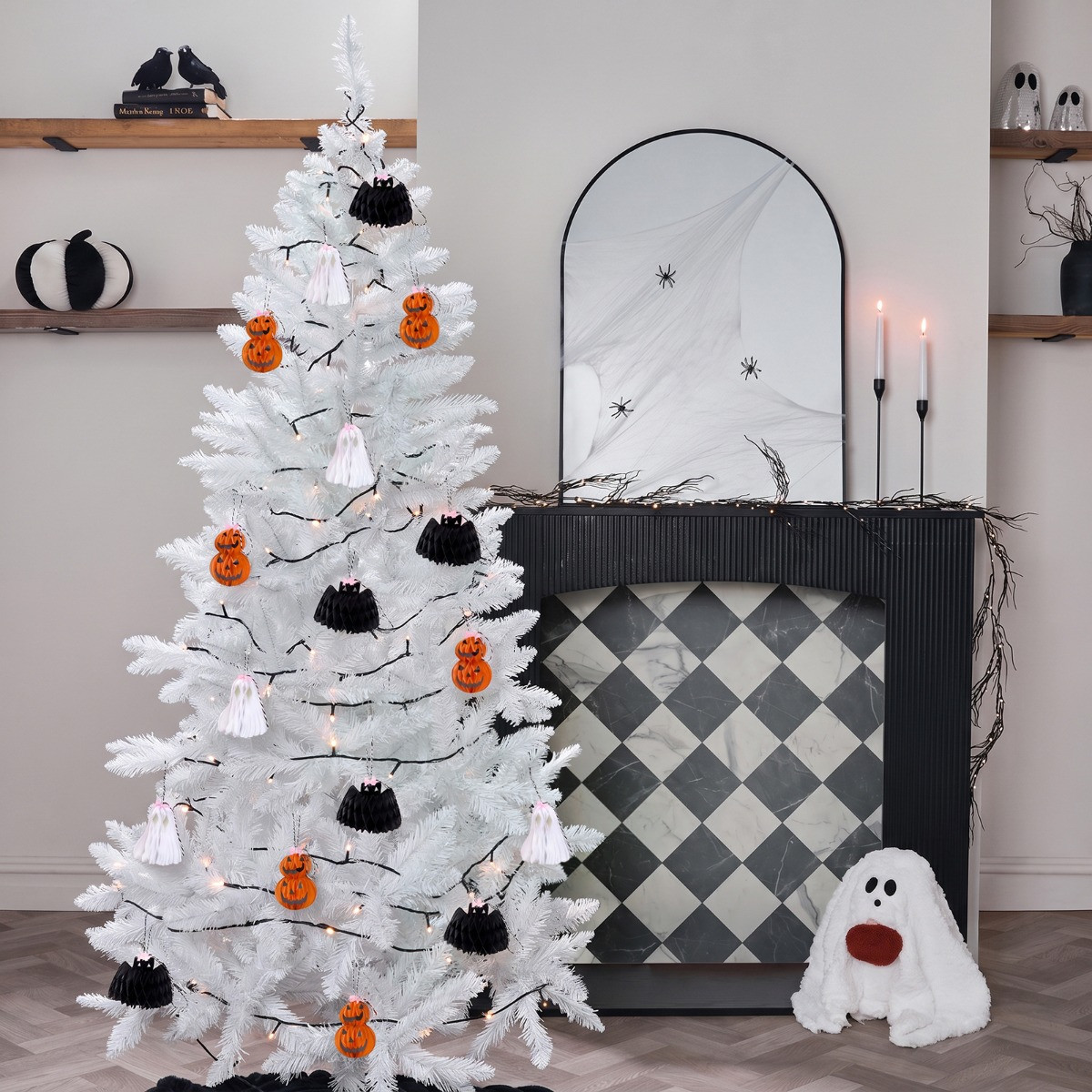 OHS Artificial Christmas Tree, White - 6ft>