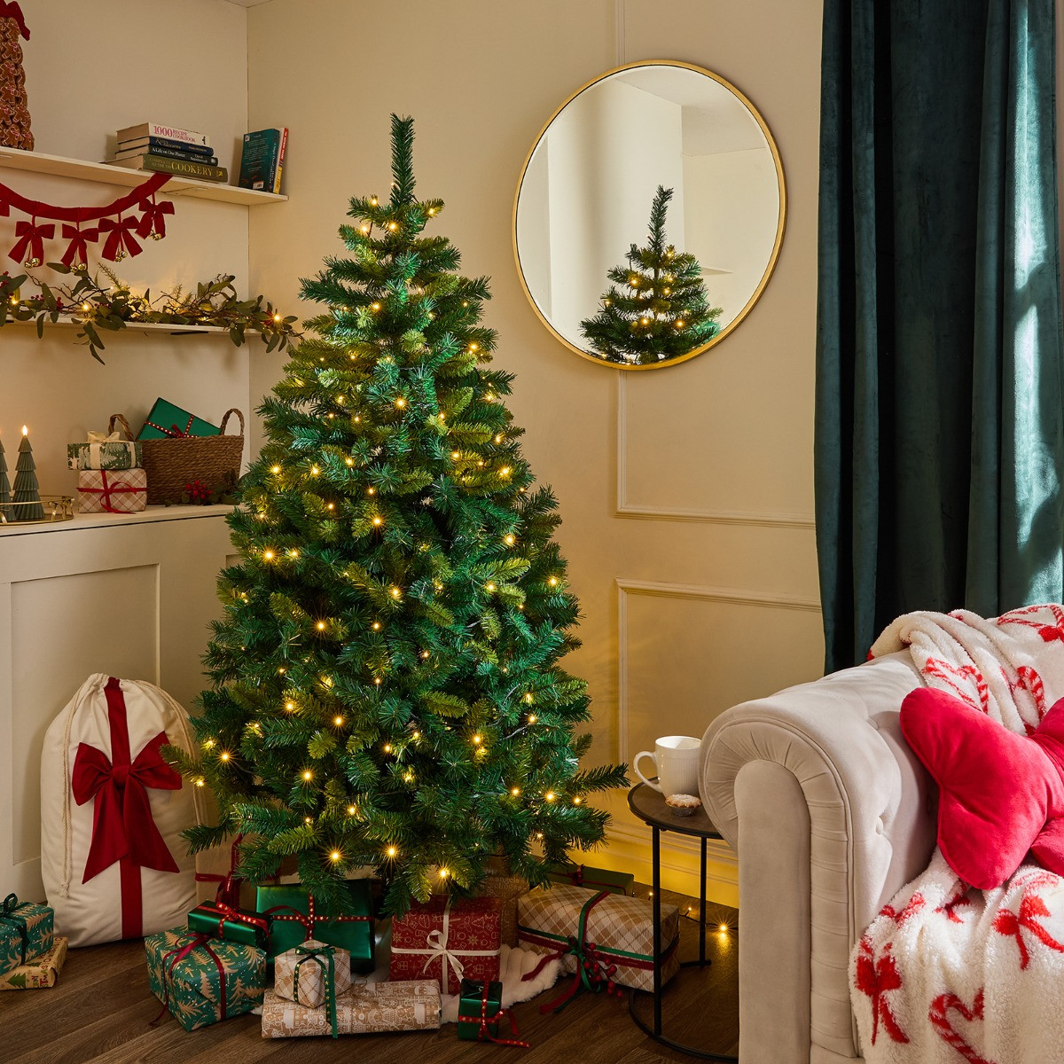 OHS Artificial Premium Christmas Tree, Green - 6ft>