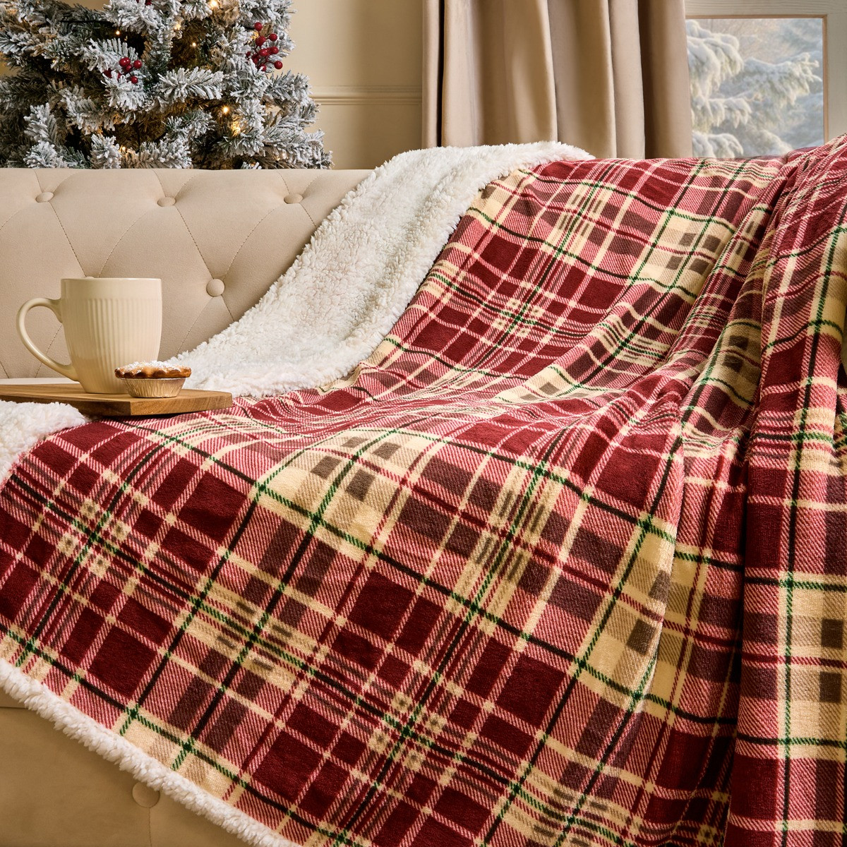 OHS Traditional Christmas Check Printed Throw - Red>