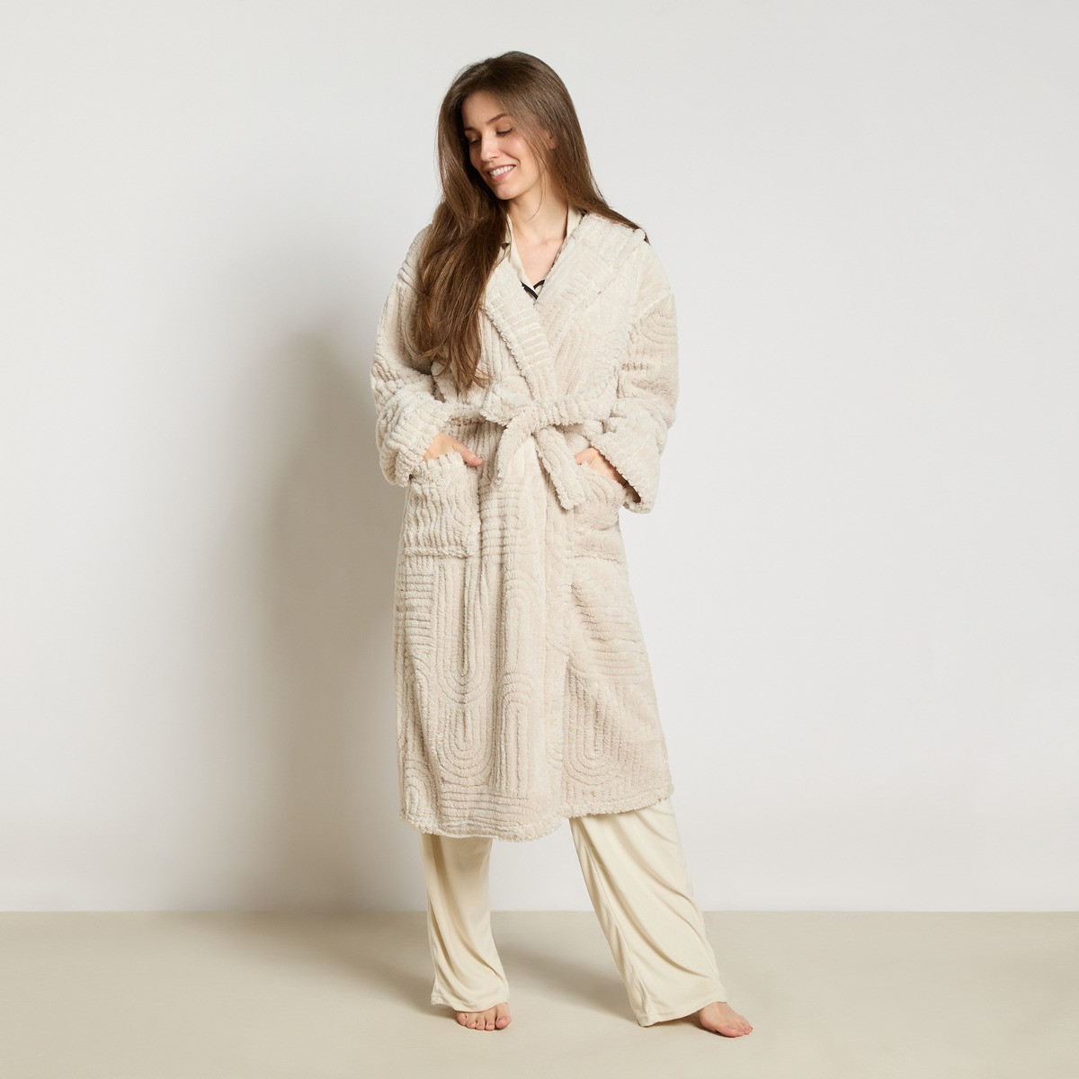 OHS Tufted Arches Fleece Dressing Gown, Adults - Stone>
