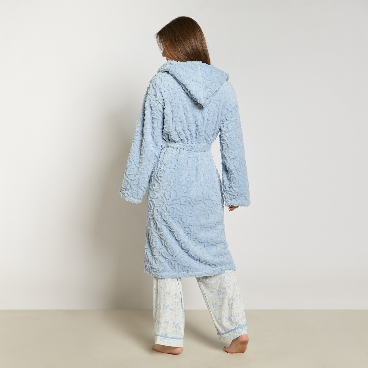 OHS Tufted Bows Fleece Dressing Gown, Adults - Blue>