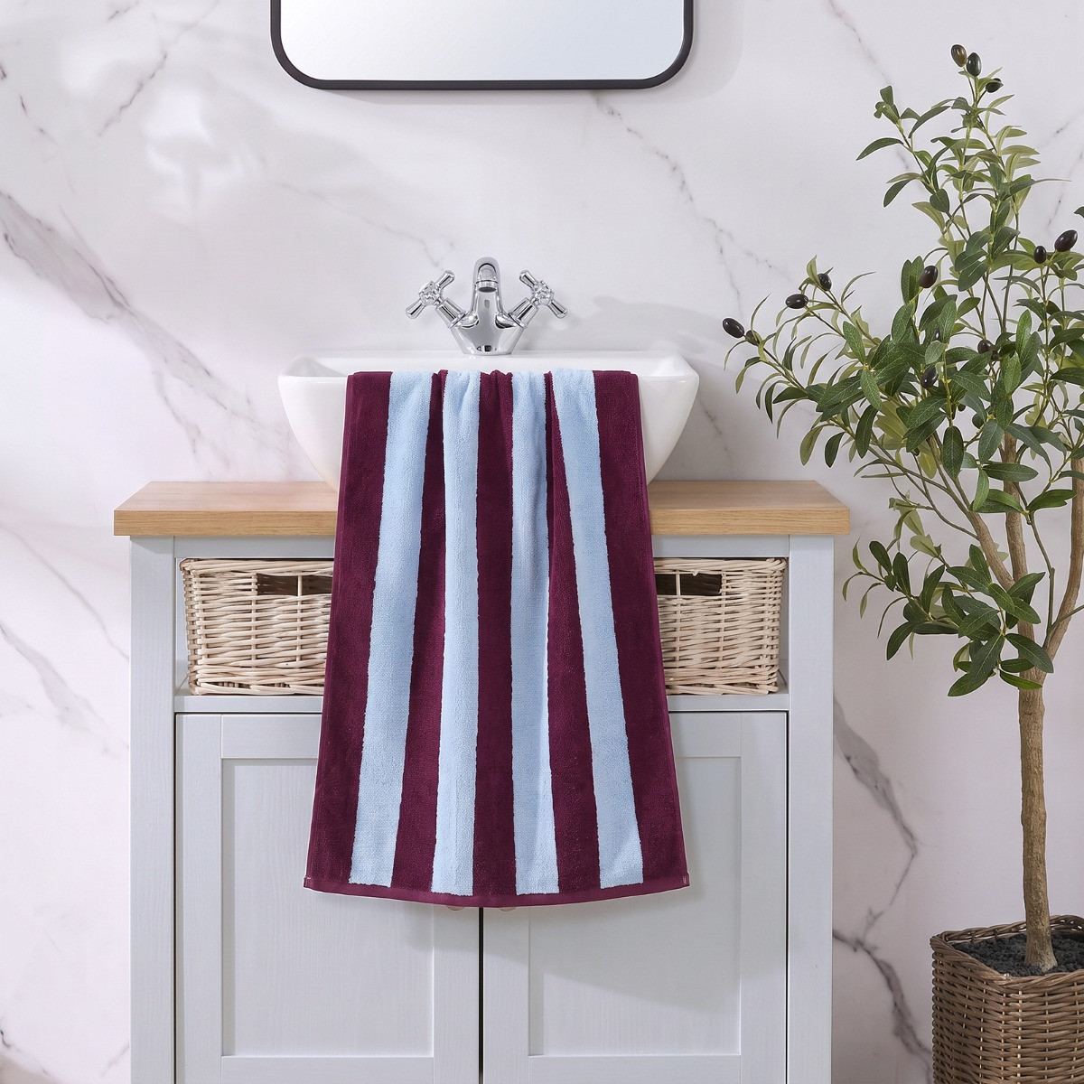 OHS 100% Cotton Jacquard Striped Towel - Blue/Burgundy>