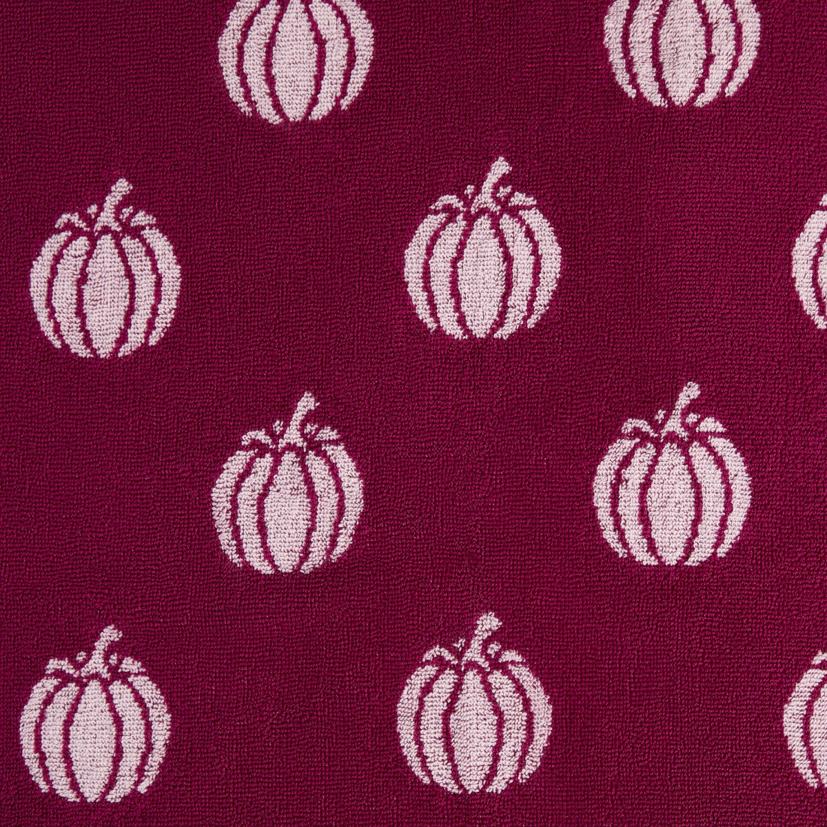 OHS 100% Cotton Tufted Pumpkin Jacquard Towel - Burgundy>