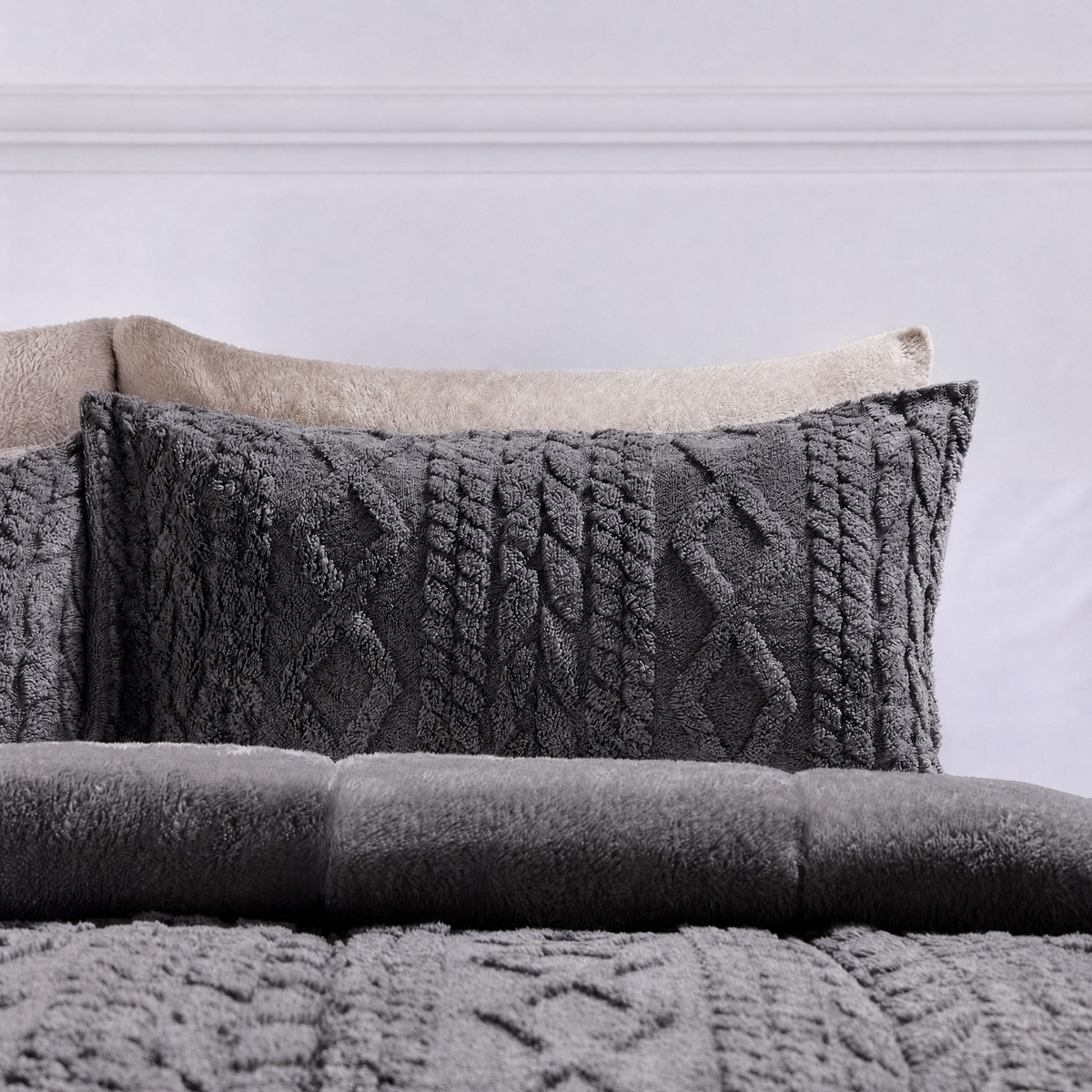OHS Coverless Cable Knit 10.5 Tog Duvet Set - Grey>