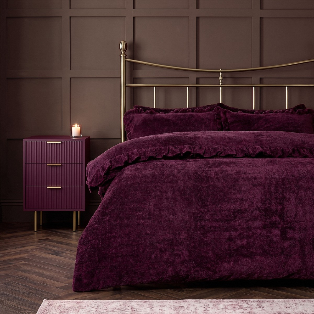 OHS Frill Teddy Duvet Set - Plum>