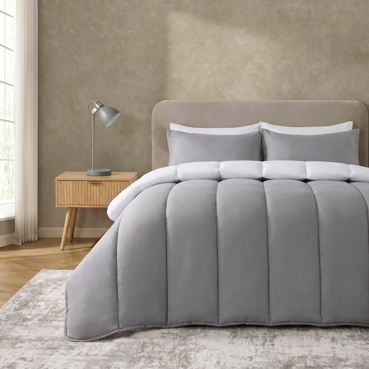 OHS Coverless 10.5 Tog Reversible Duvet Set - Grey/White>