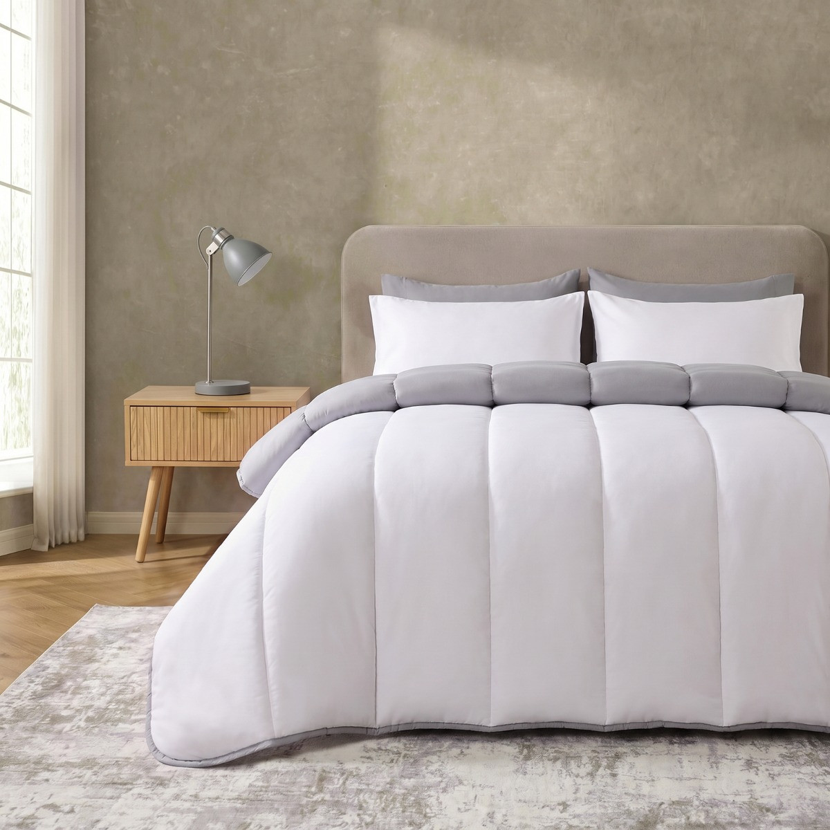 OHS Coverless 10.5 Tog Reversible Duvet Set - Grey/White>