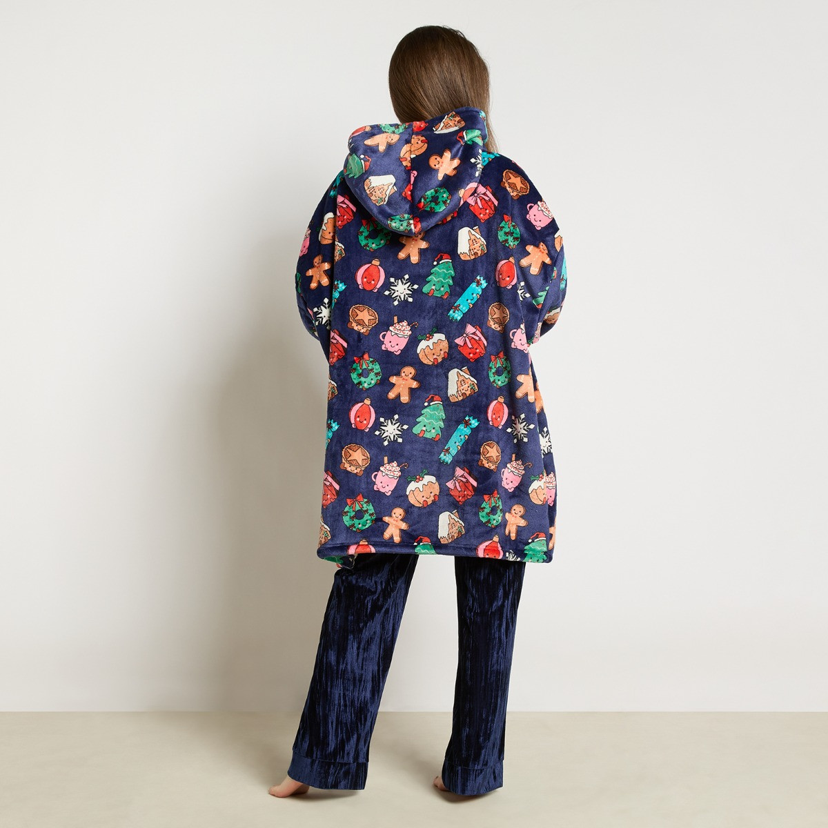 OHS Cosy Adults Christmas Sweetie Pies Print Hoodie Blanket - Navy>