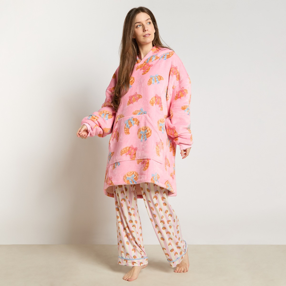 OHS Supersoft Adults Croissant Print Hoodie Blanket - Blush>