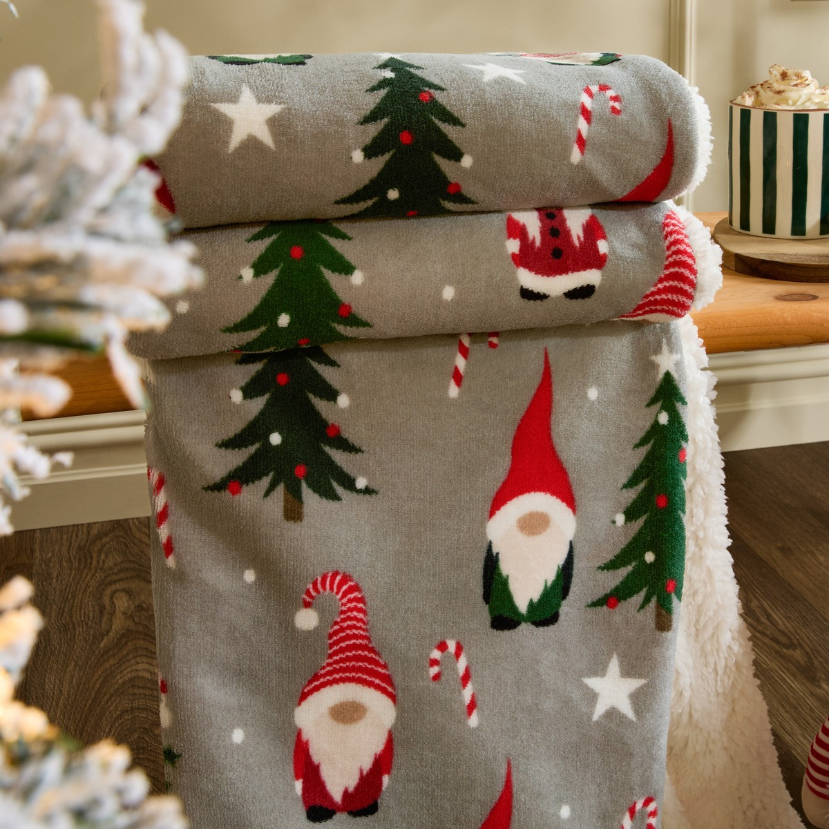 OHS Christmas Gonk Printed Throw - Grey >