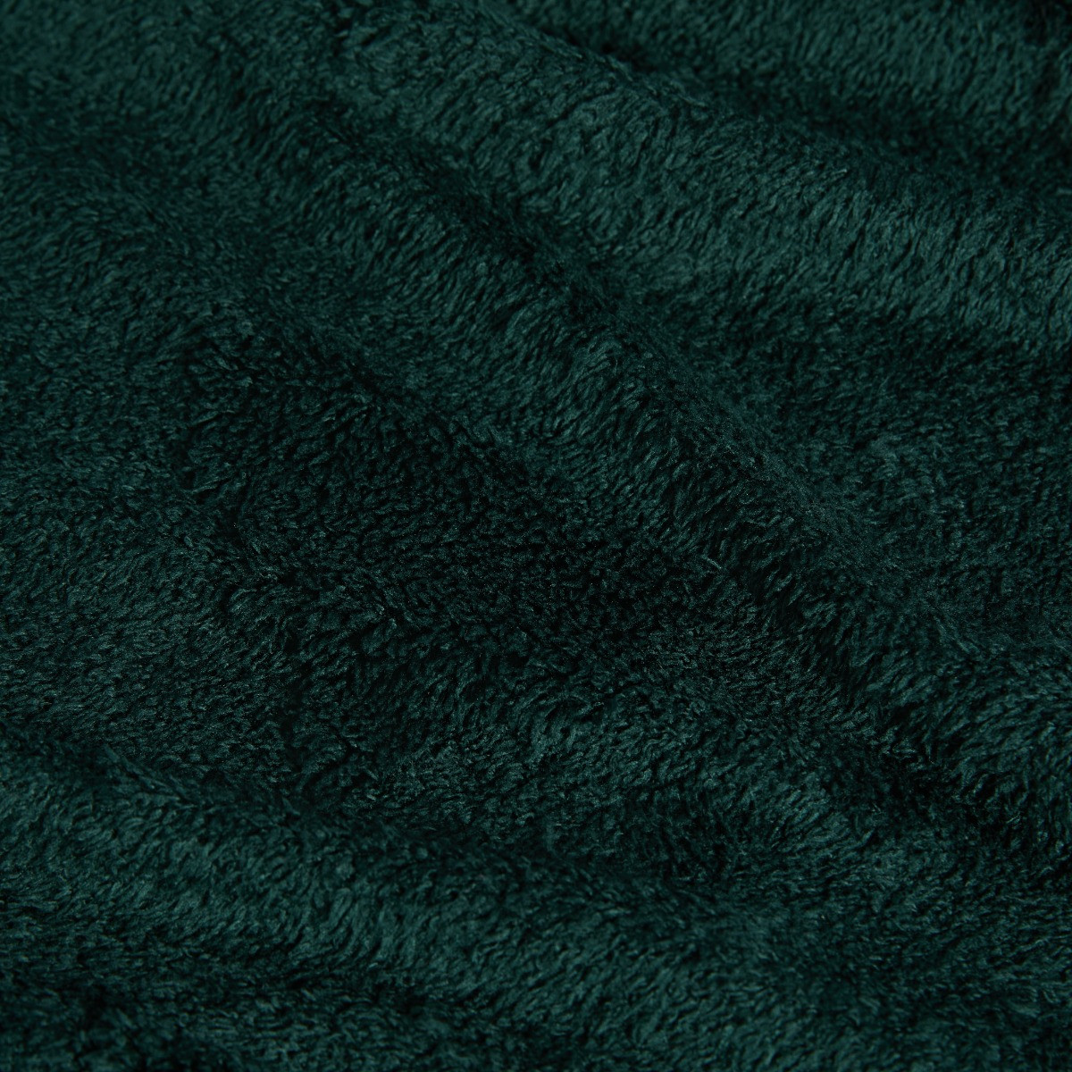 OHS Tufted Winter Tree Teddy Fleece Throw - Green >