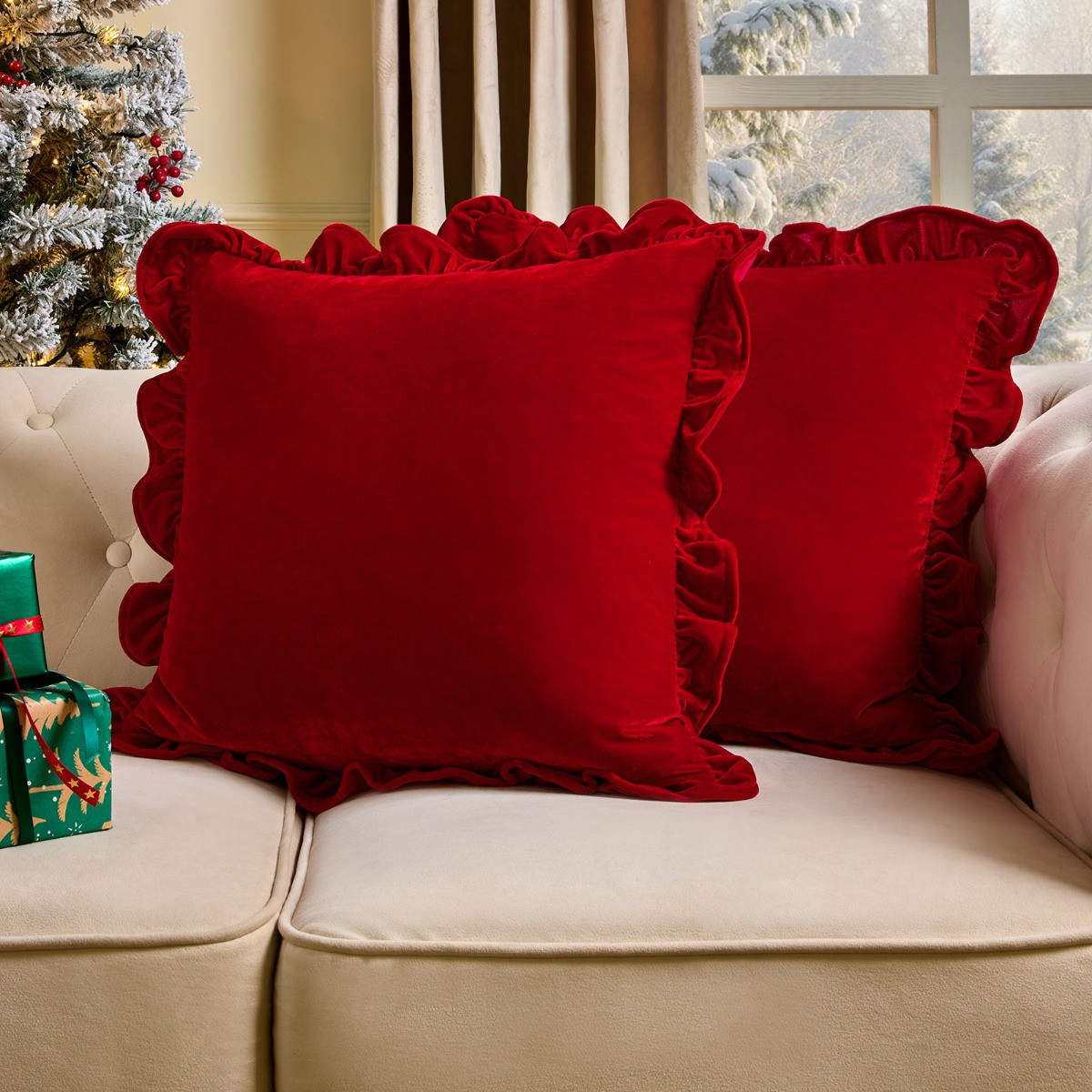 OHS Velvet Plush Cushion Cover - Red>