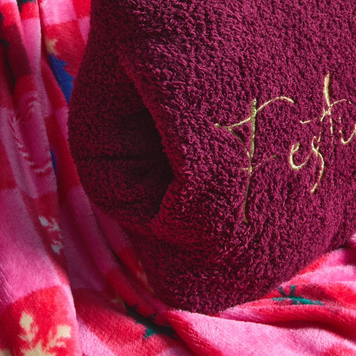 OHS Festive Spirits Slogan Hand Warmer - Burgundy>