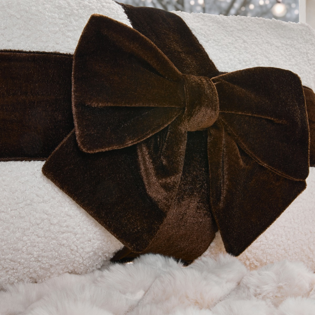 OHS Bow Wrapped Cushion - Brown/Cream>