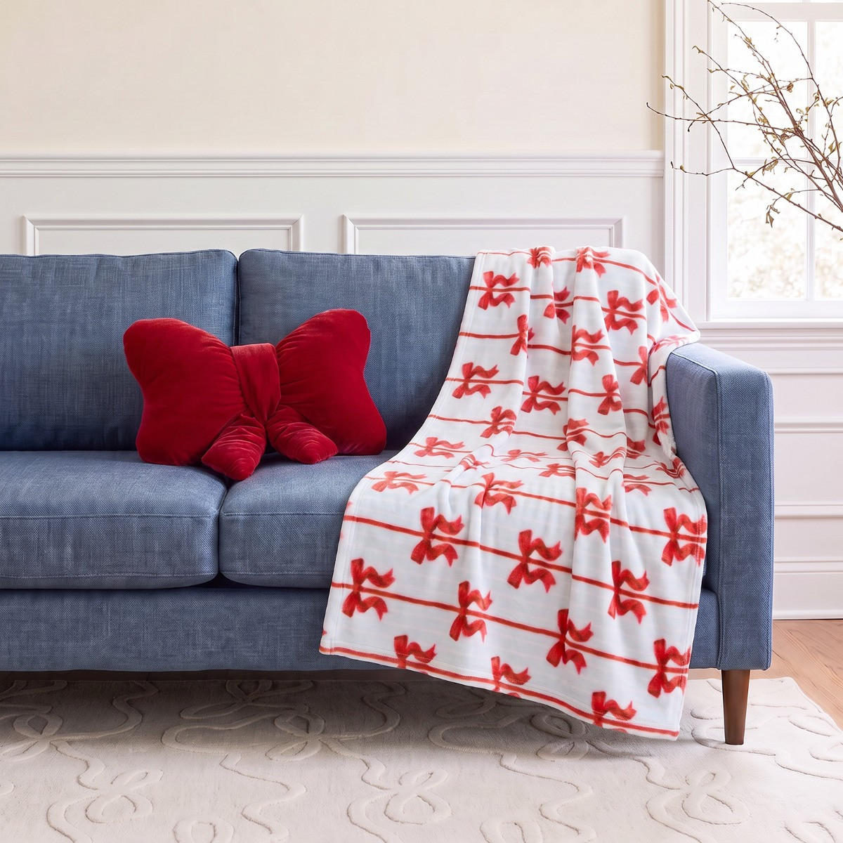 OHS Bow Print Fleece Throw - Blue/Red>