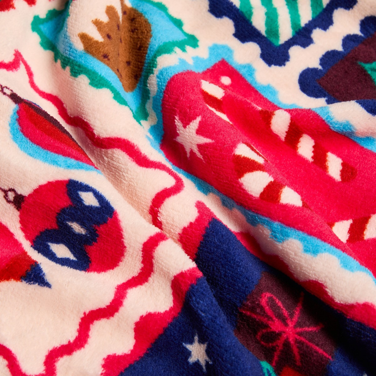 OHS Christmas Postcard Print Sherpa Fleece Throw - Multi>