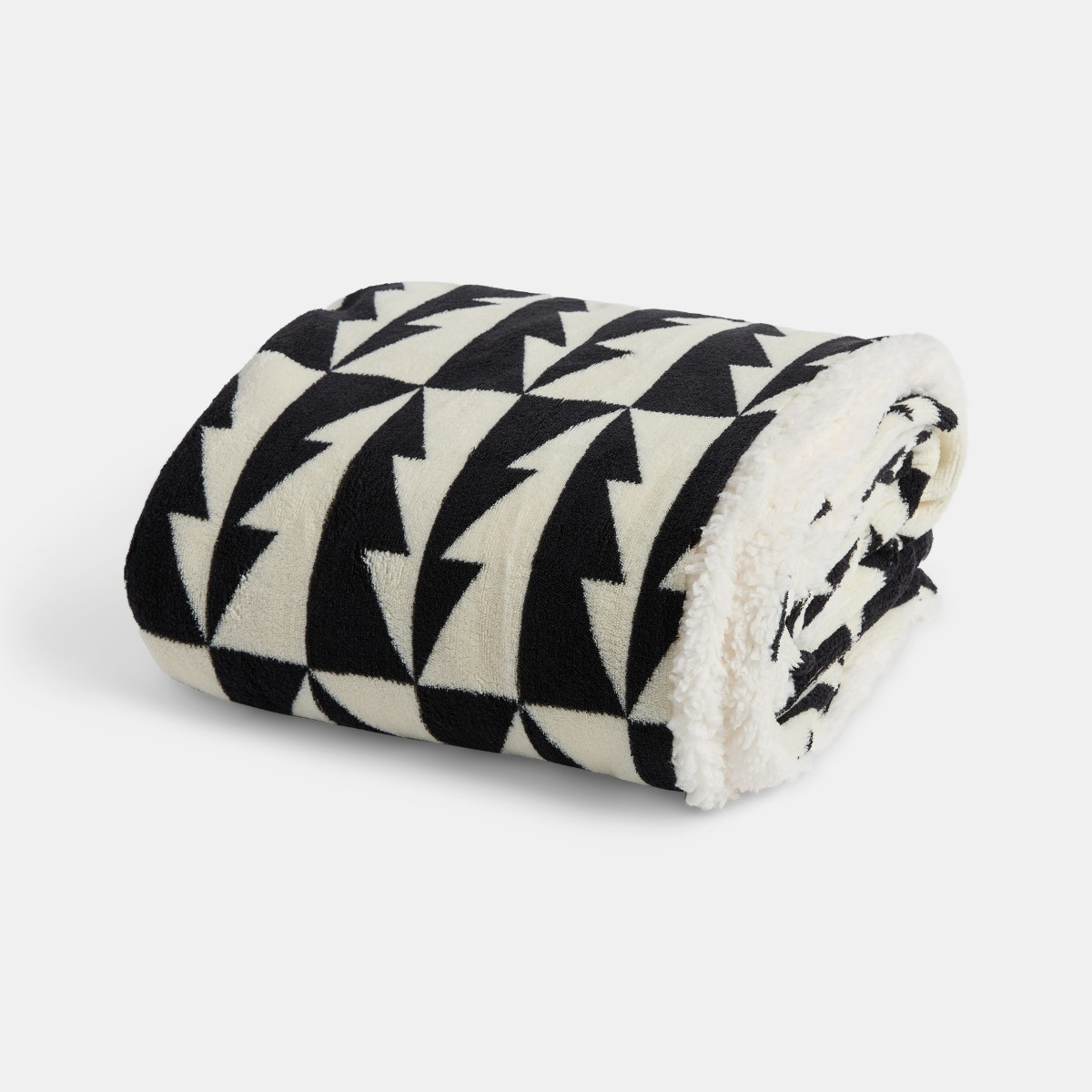 OHS Contrast Christmas Tree Print Sherpa Fleece Throw - Monochrome>