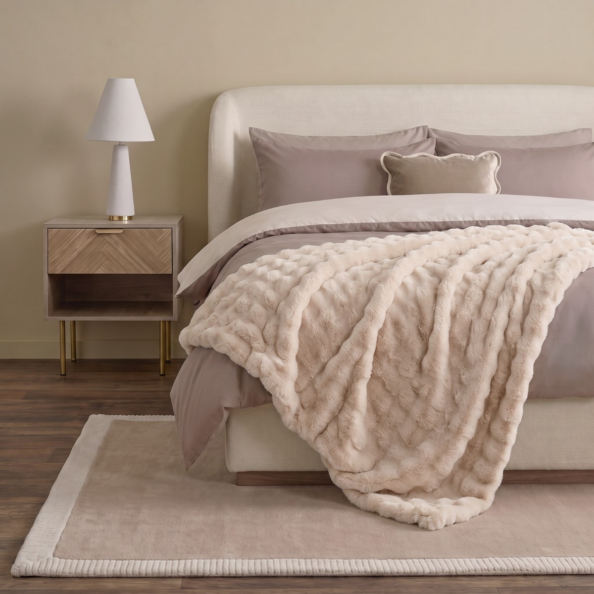 OHS Bubble Faux Fur Throw - Cream>