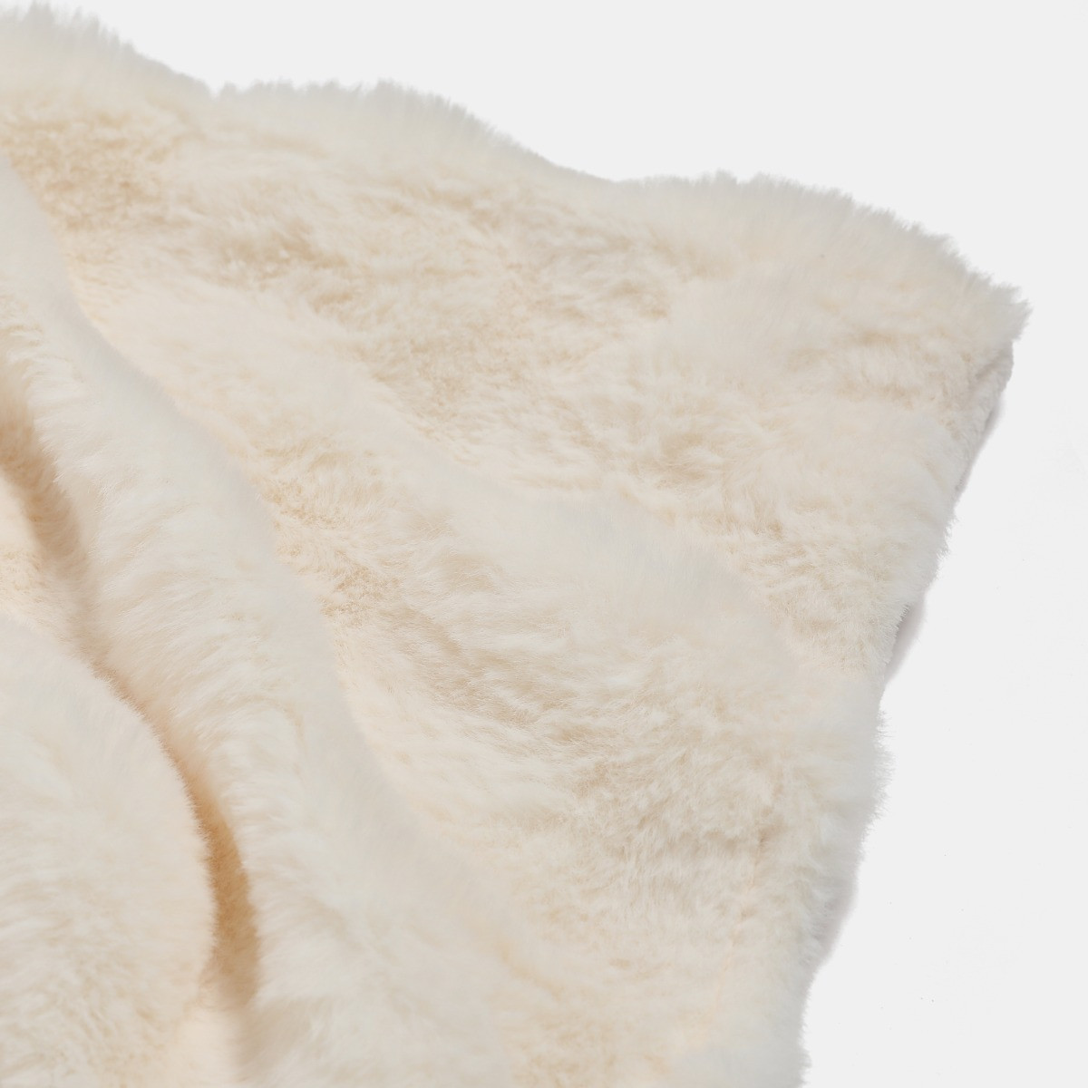 OHS Bubble Faux Fur Throw - Cream>