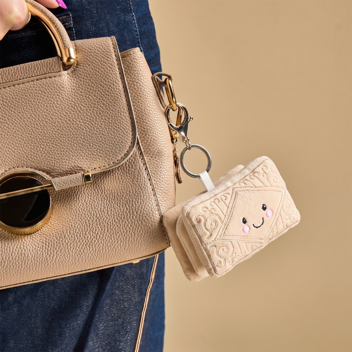 OHS Biscuit Keyring - Cream>