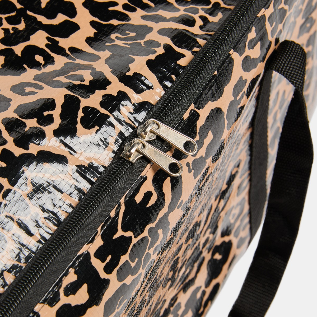 OHS Leopard Print Reusable Extra Large Storage Bag - Brown>
