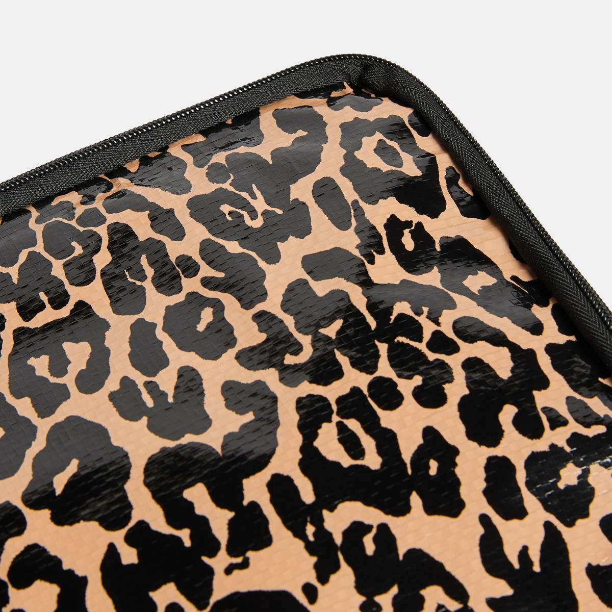 OHS Leopard Print Reusable Extra Large Storage Bag - Brown>