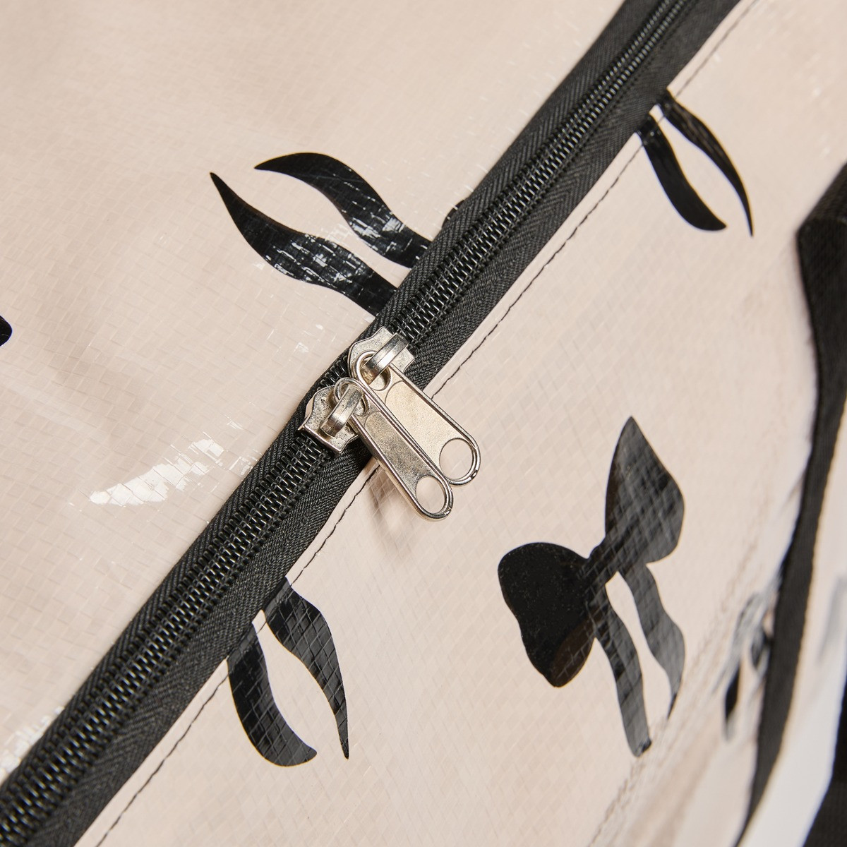 OHS Bow Print Reusable Extra Large Storage Bag - Monochrome>
