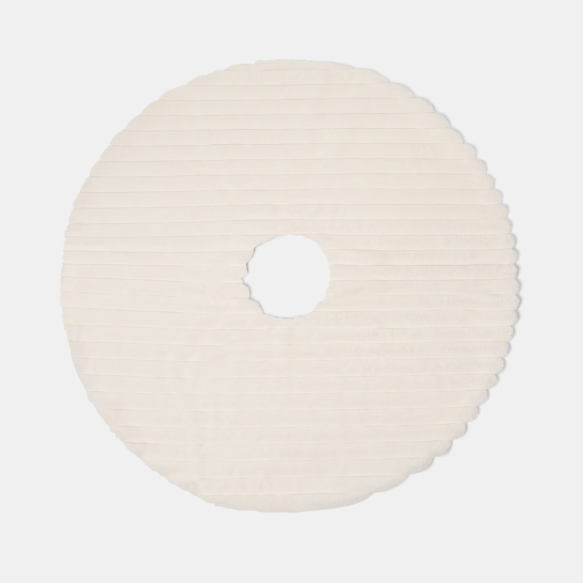 OHS Ribbed Faux Fur Christmas Tree Skirt - Cream>
