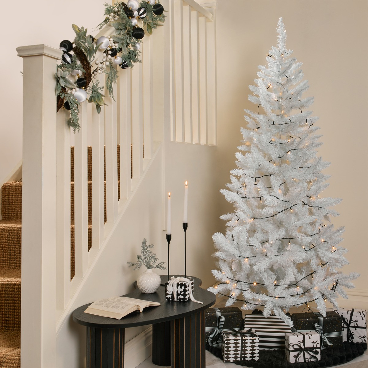 OHS Artificial Christmas Tree, White - 6ft>