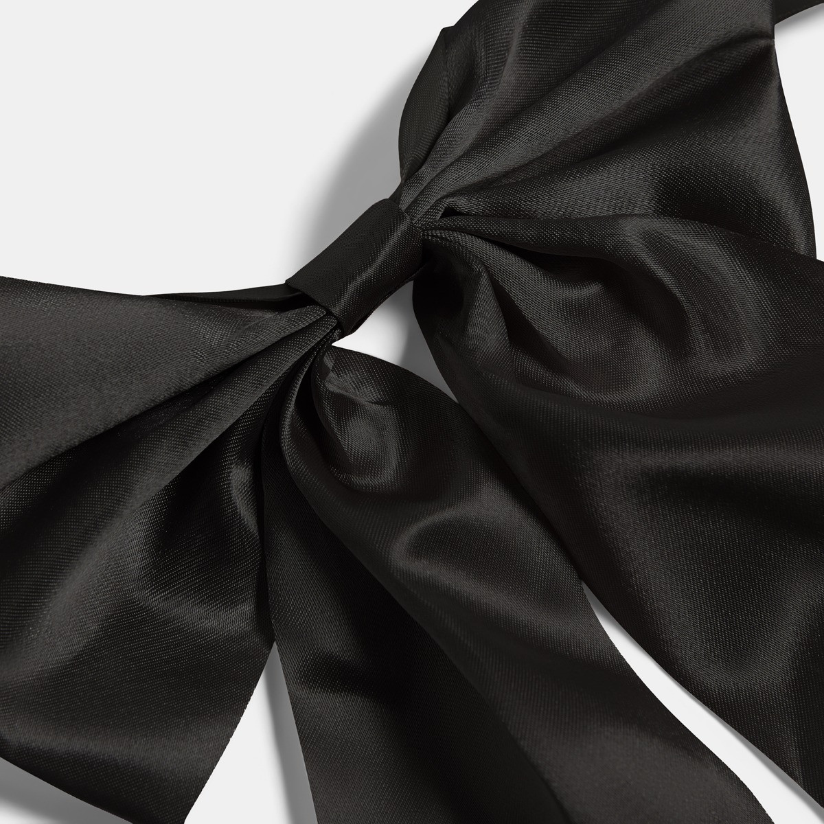 OHS Satin Bow Garland, Monochrome - 1.8m>
