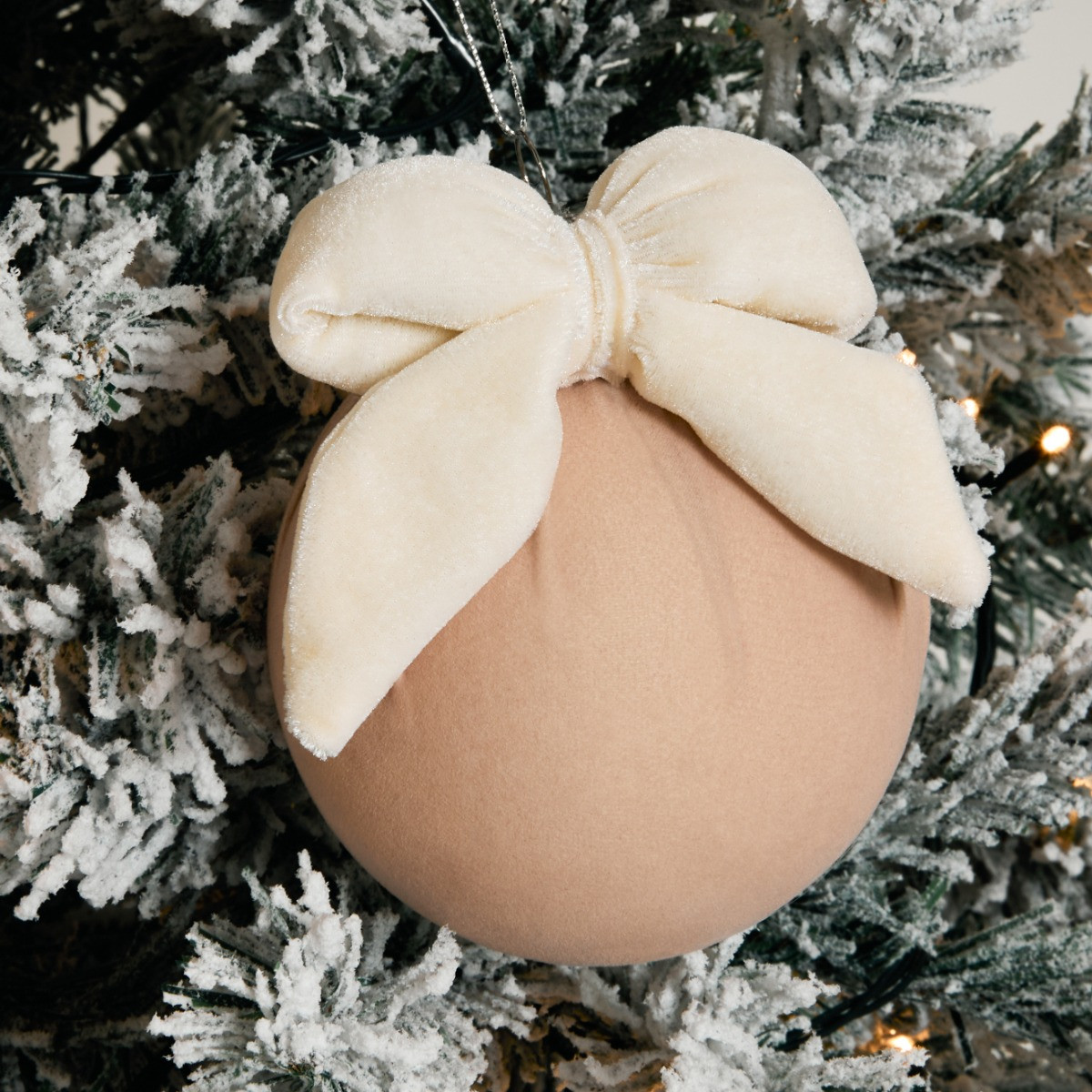 OHS 4 Pack Bauble with Bow - Cream/Natural>