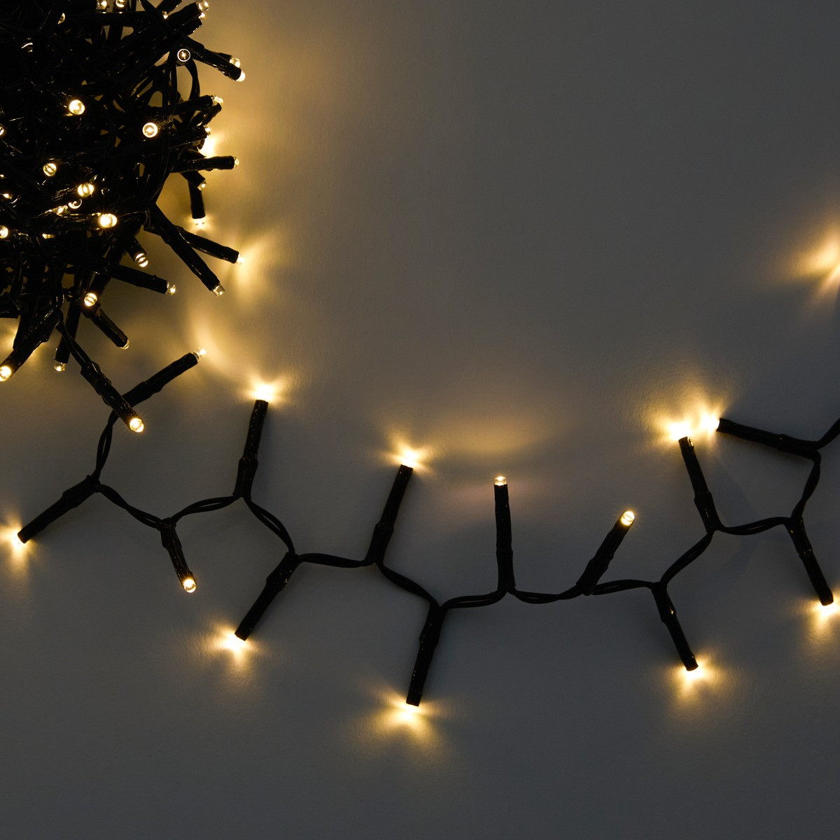 OHS 200 Battery Operated LED String Lights - Warm White>