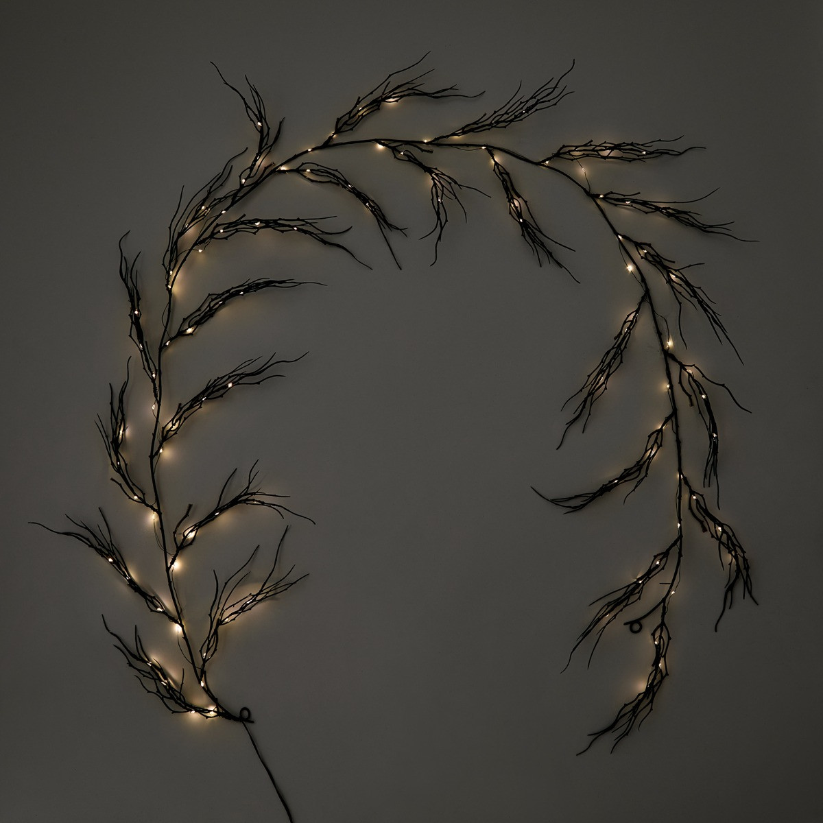 OHS Light Up Branch Garland, Black - 1.8m>