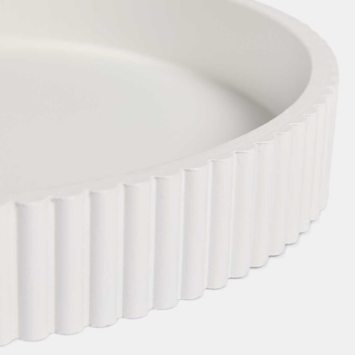 OHS Round Ribbed Tray - White>