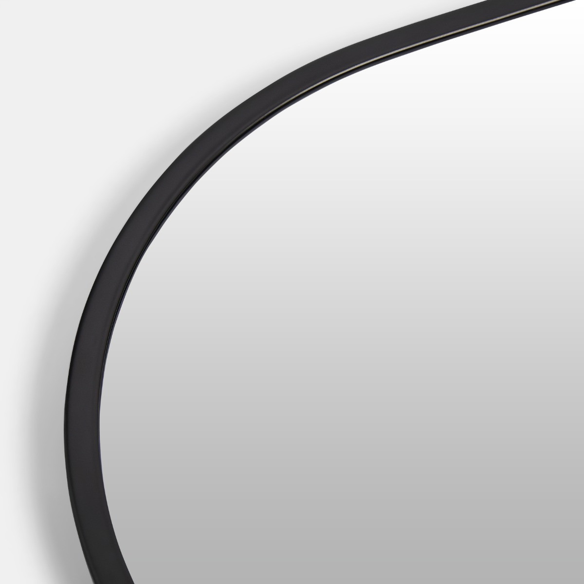 OHS Oval Wall Mirror - Black>