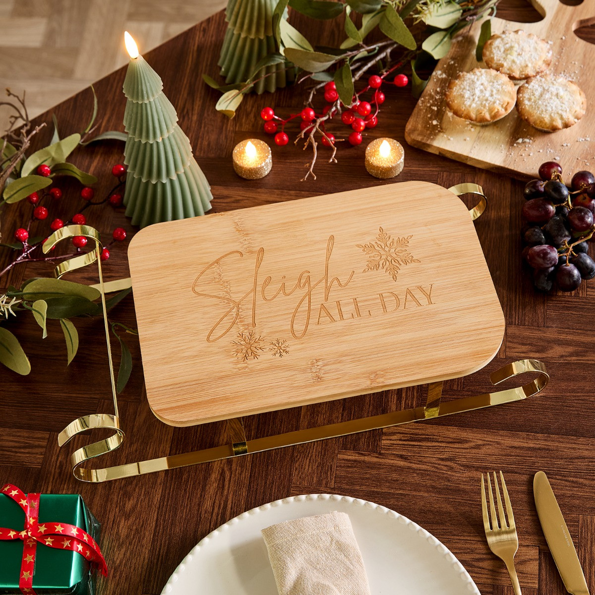 OHS Sleigh Wooden Serving Board - Gold>