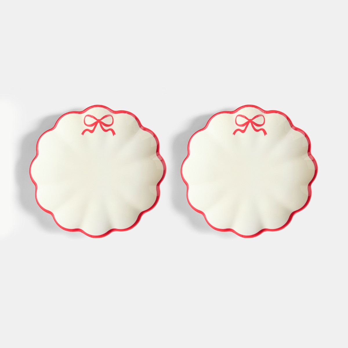 OHS 2 Pack Bow Scalloped Plate - Red/White>