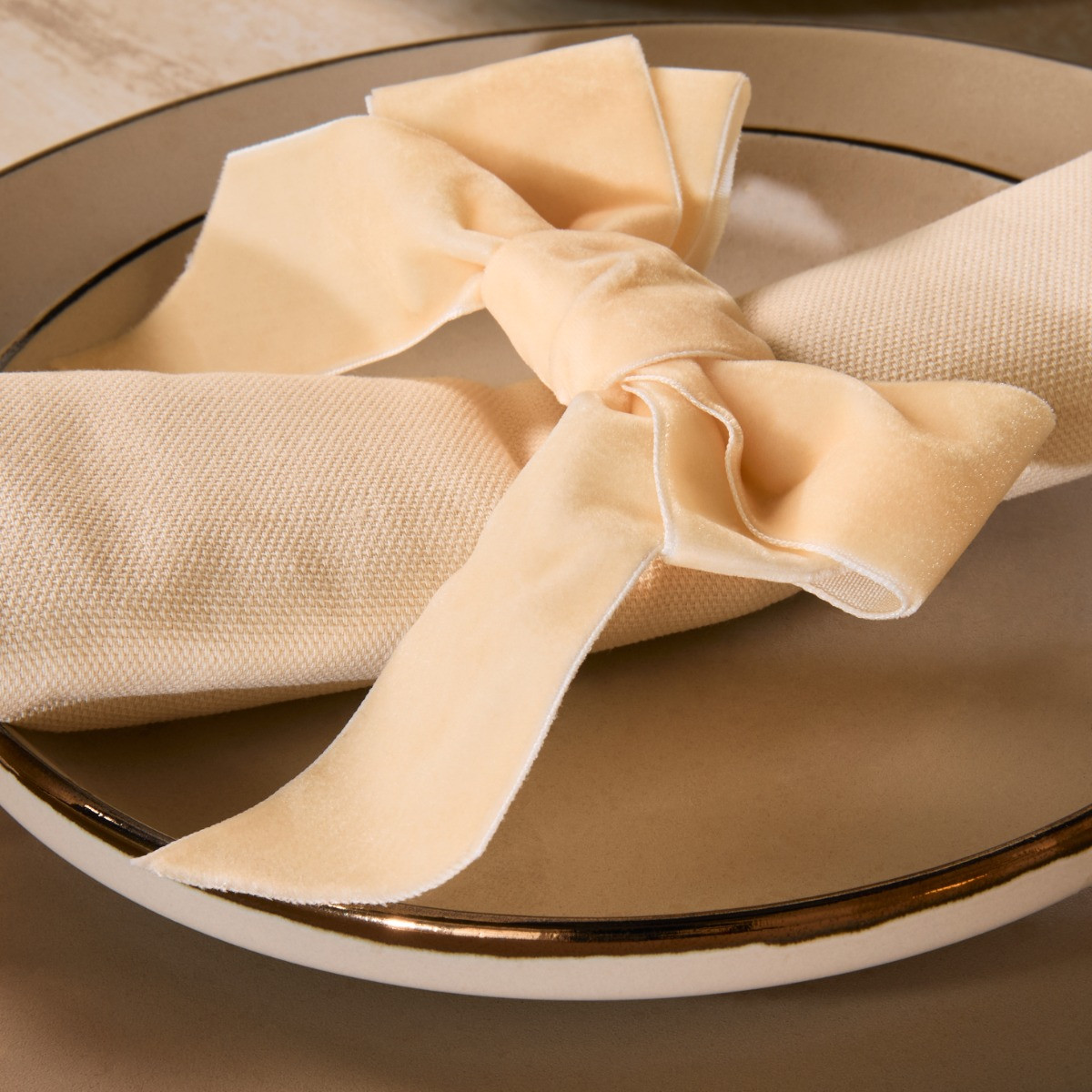 OHS 4 Pack Bow Napkin Rings - Cream>