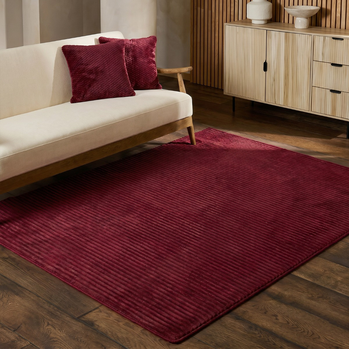 OHS Faux Fur Ribbed Rug - Burgundy>