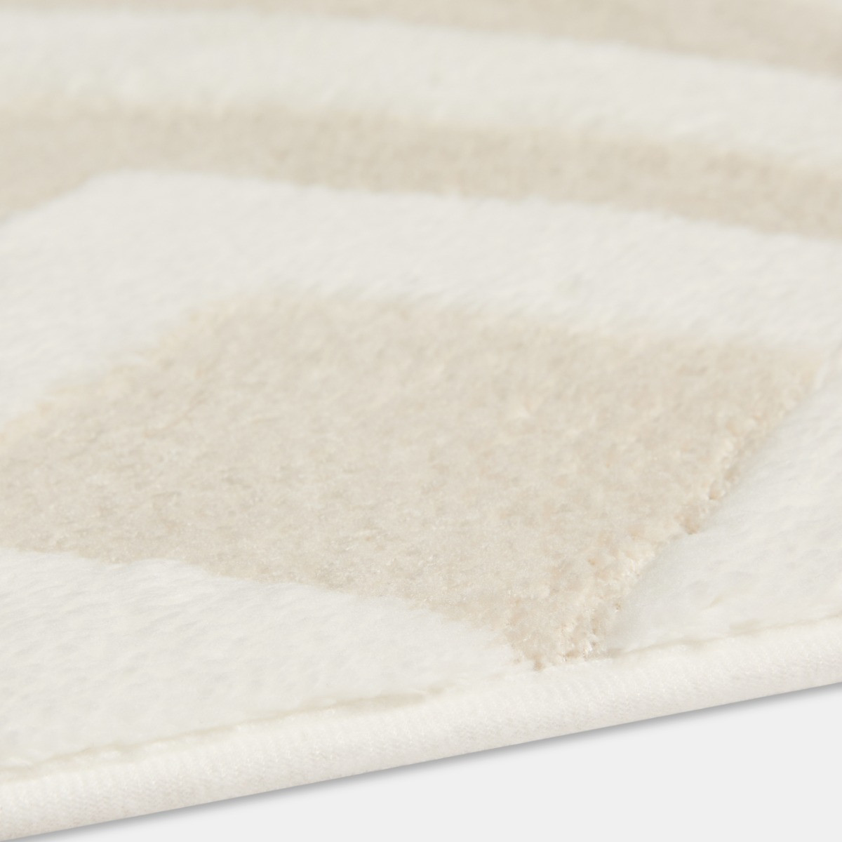 OHS Contrast Tufted Geometric Rug - Natural>