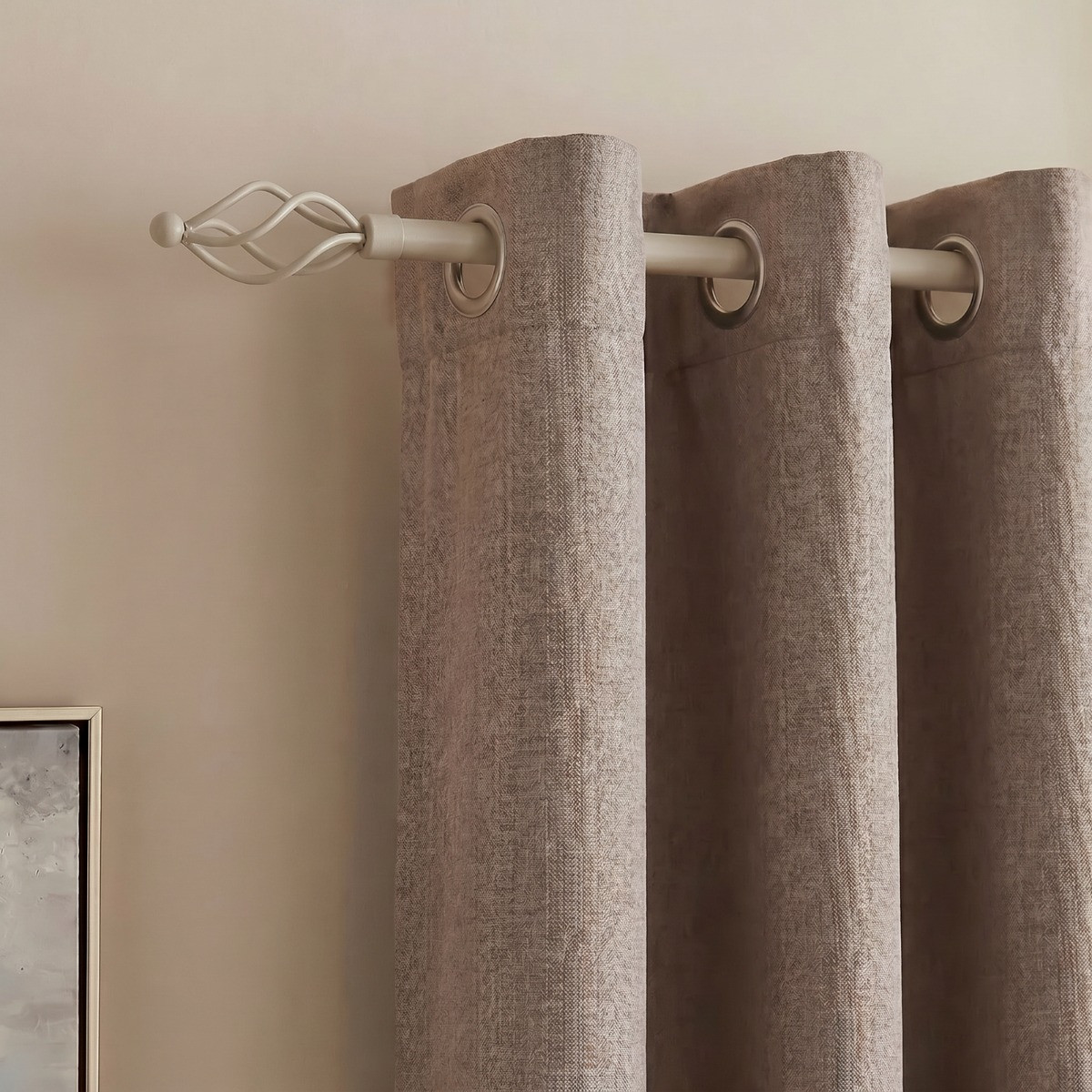 OHS Extendable Twist Curtain Pole - Natural>