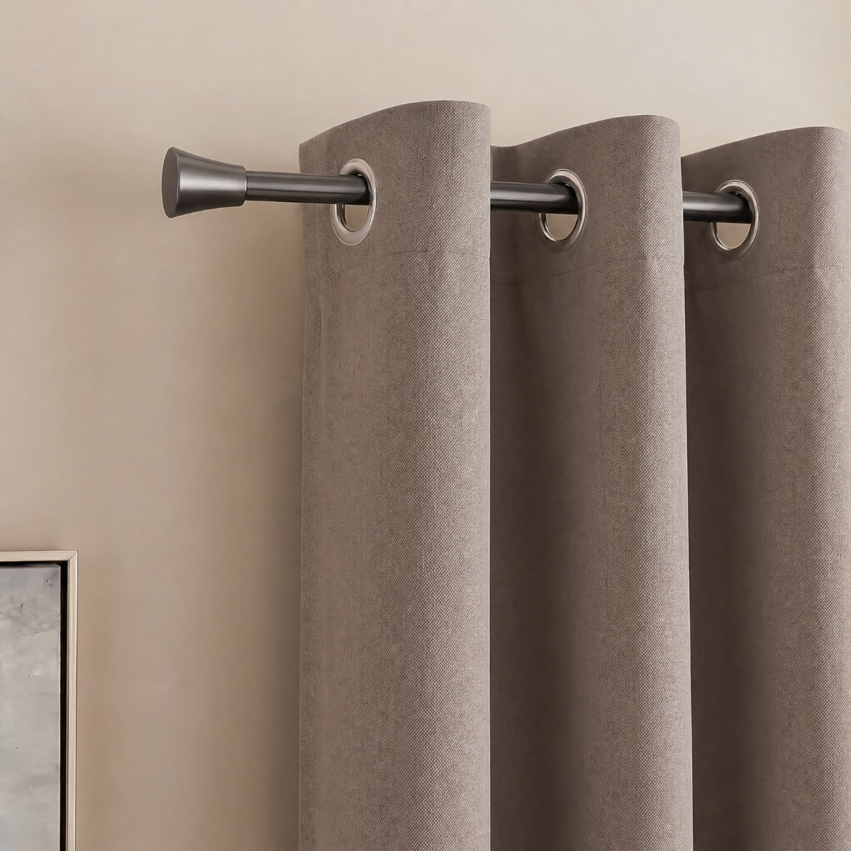 OHS Trumpet Extendable Curtain Pole - Gunmetal>