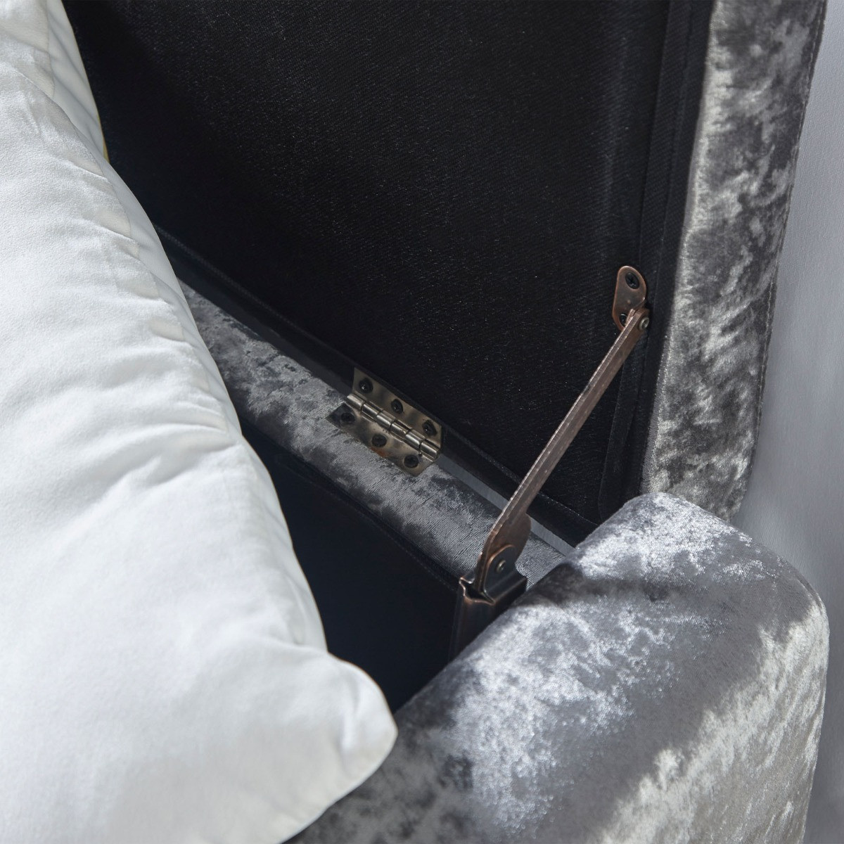 Verona Crushed Velvet Ottoman Bench - Grey>