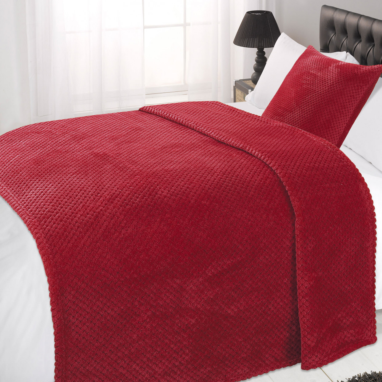 Waffle Mink Throw - Red>