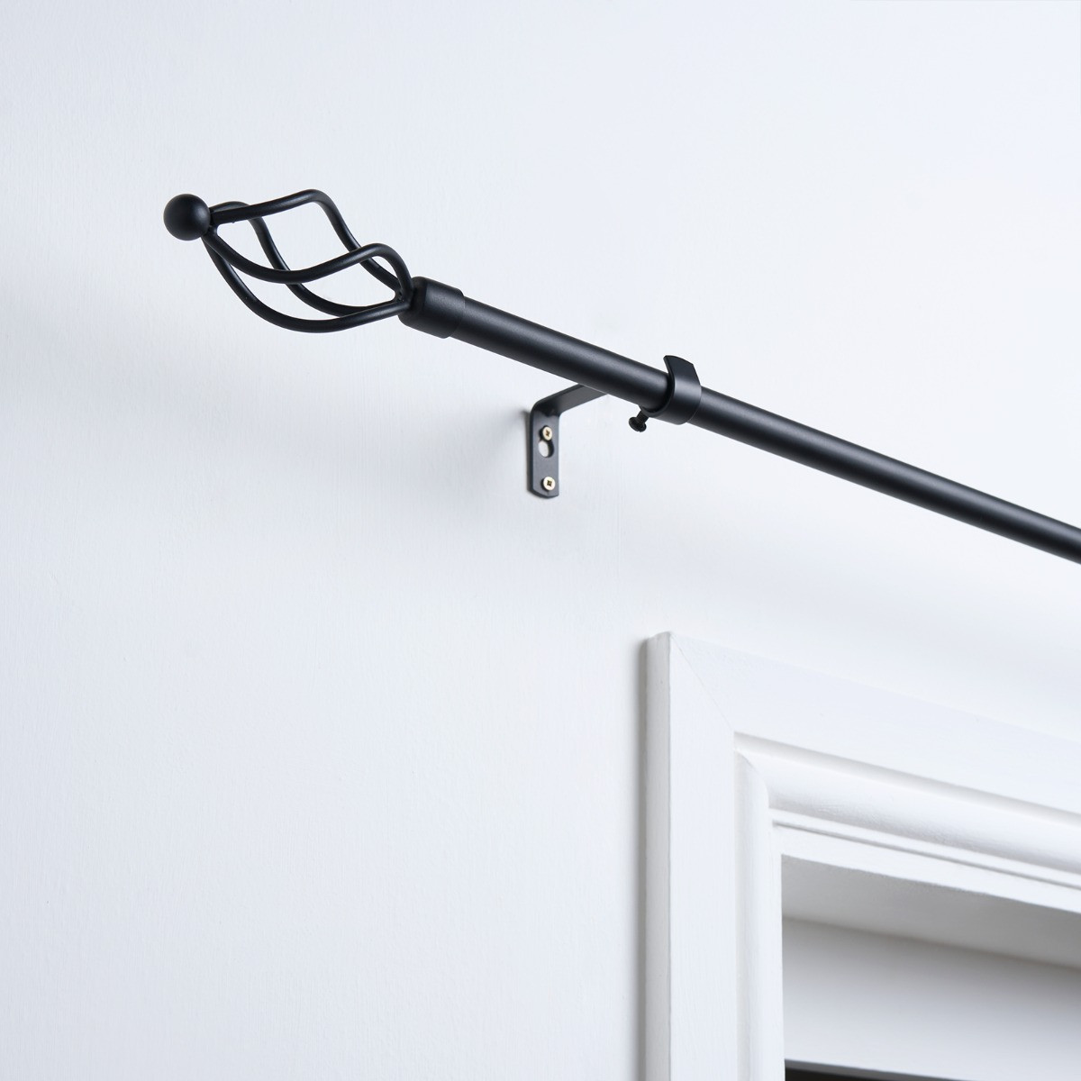 OHS 16mm Extendable Twist Curtain Pole, Black - 120-220cm>